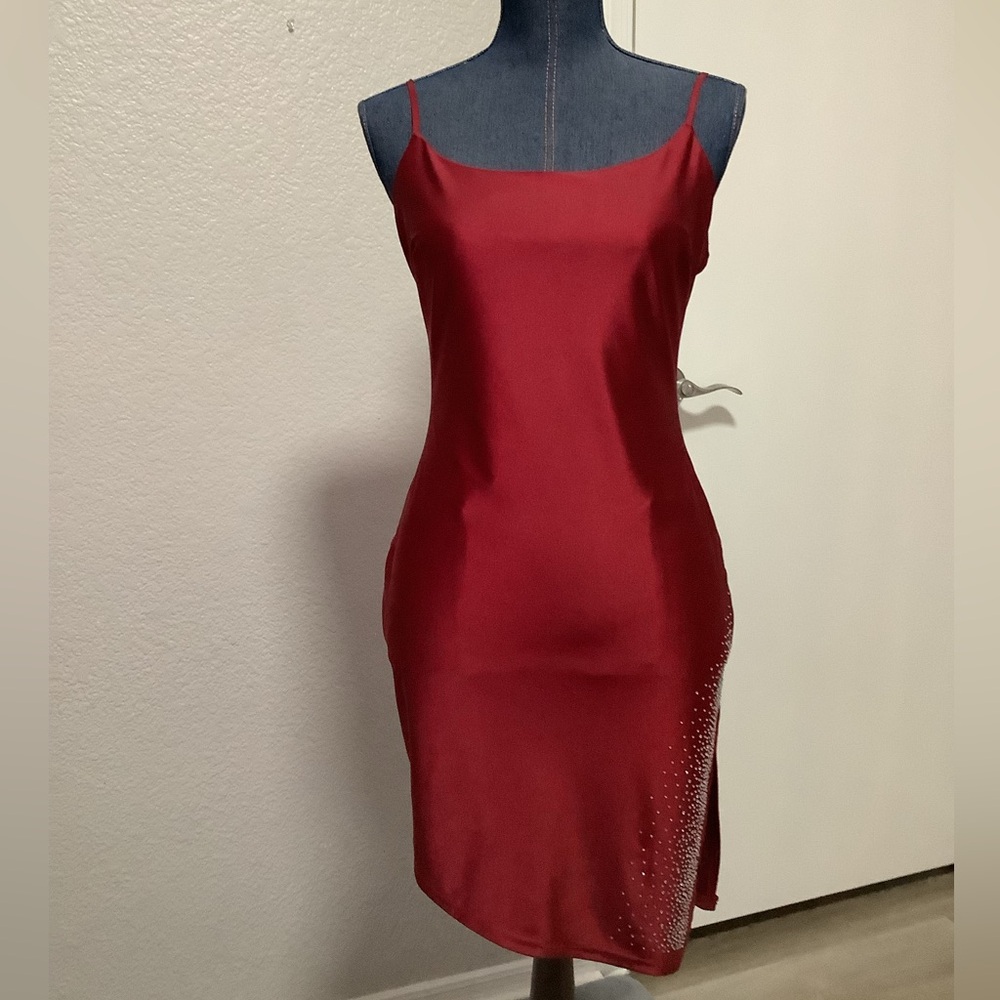 7Day Wknd Red Satin Spaghetti Strap Mini Slip Dress Juniors Women's Size Medium